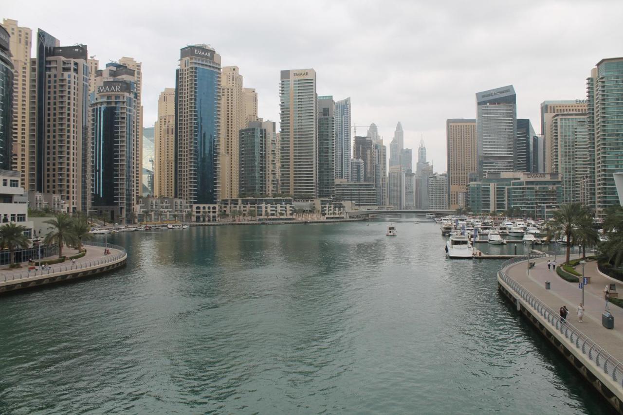 Newly Furnished One Bedroom Apartment Next To Metro & Beach In Marina Residence Dubai Exterior photo